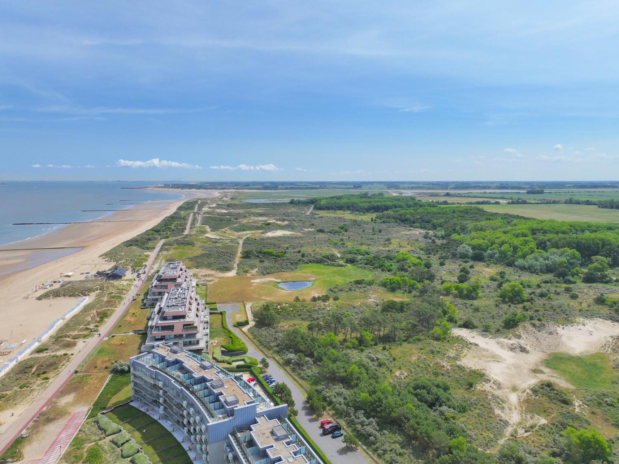 Charming Villa Near The Dunes Of Knokke Le Zoute ภายนอก รูปภาพ